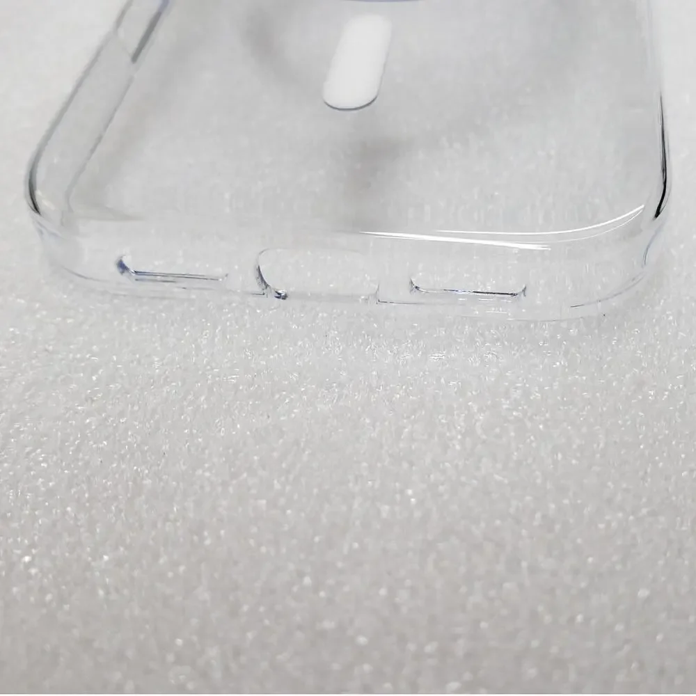 TORRAS Slim Fit Magnetic Clear Case for Apple iPhone 17 Pro (6.3-inch)